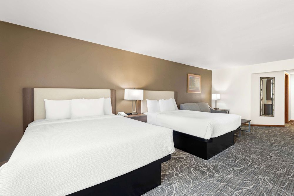 Standard Room, 2 Queen Beds, Non Smoking, Refrigerator & Microwave (Third bed is a Sofabed)