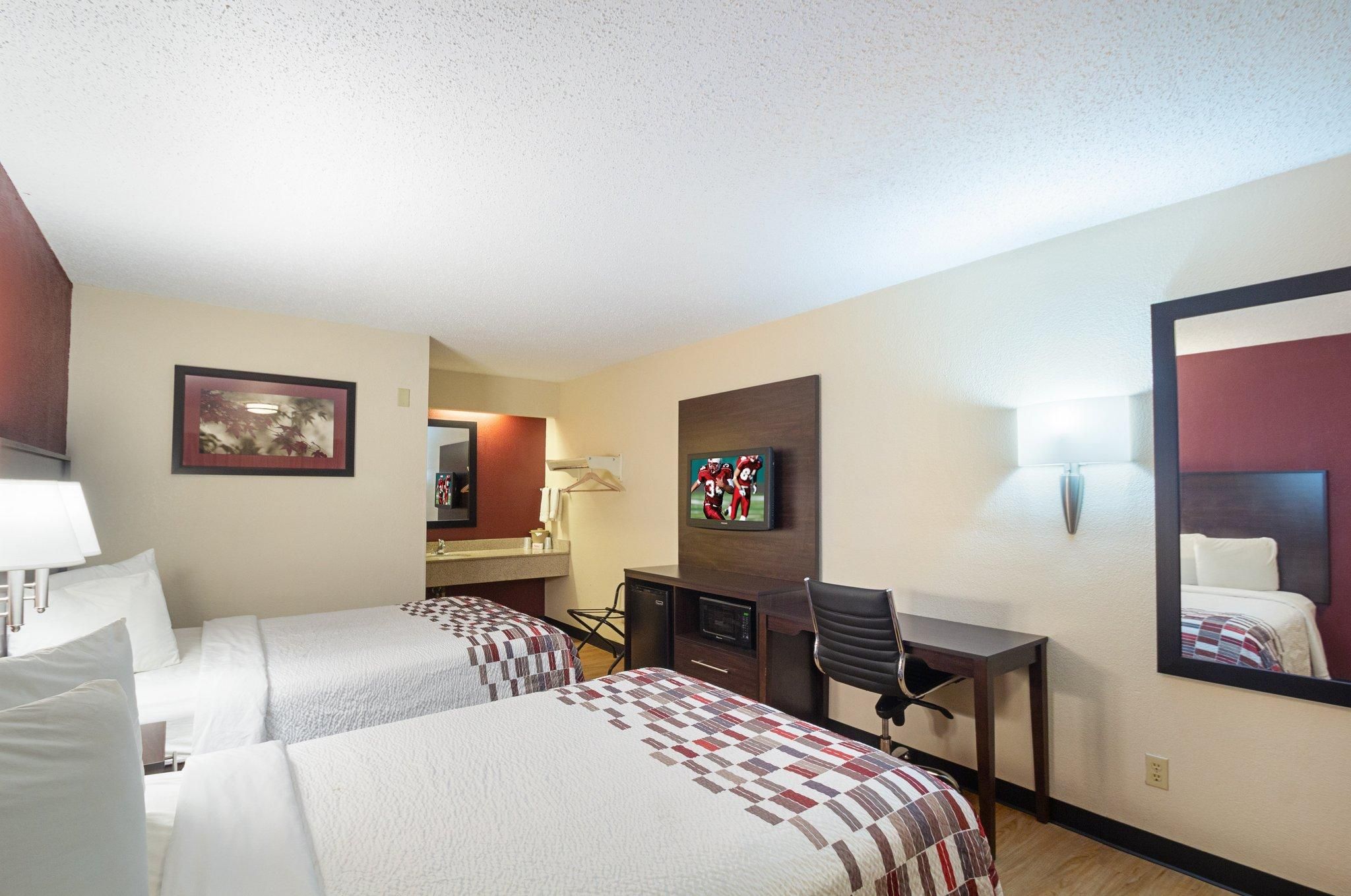 Deluxe 2 Full Beds Smoke Free