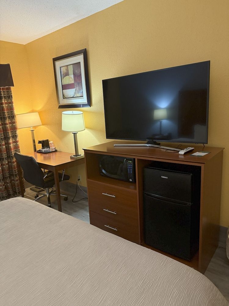 Quality Inn Manitowoc