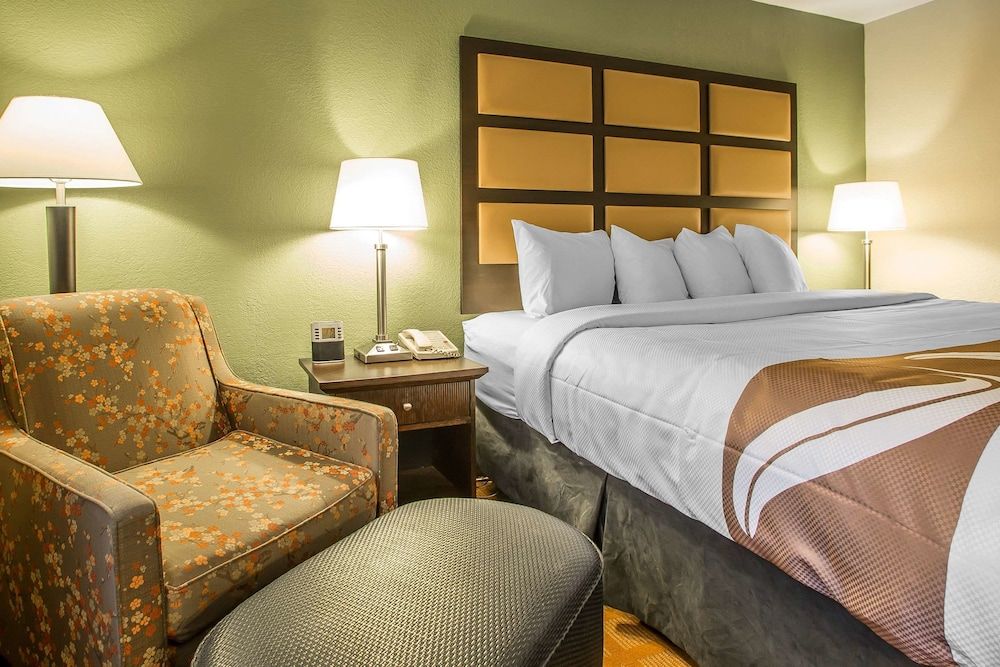 Standard Room, 1 King Bed, Non Smoking