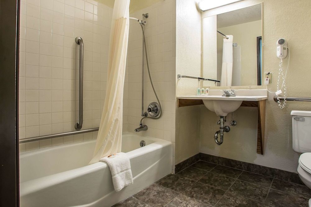 Room, 1 Queen Bed, Accessible, Non Smoking
