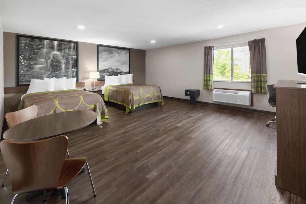 Business Room, 2 Double Beds, Non Smoking