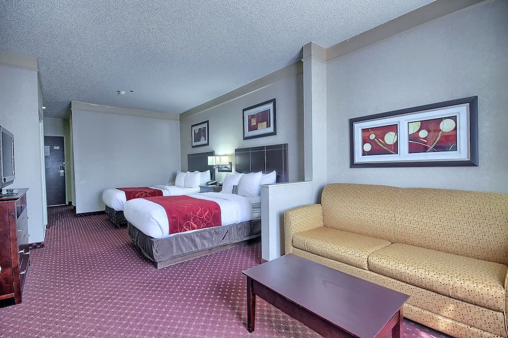 Suite, 2 Double Beds, Non Smoking
