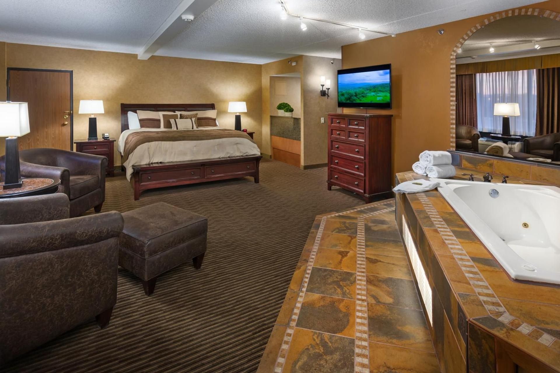 King Suite with Spa Bath - Non Pet Friendly