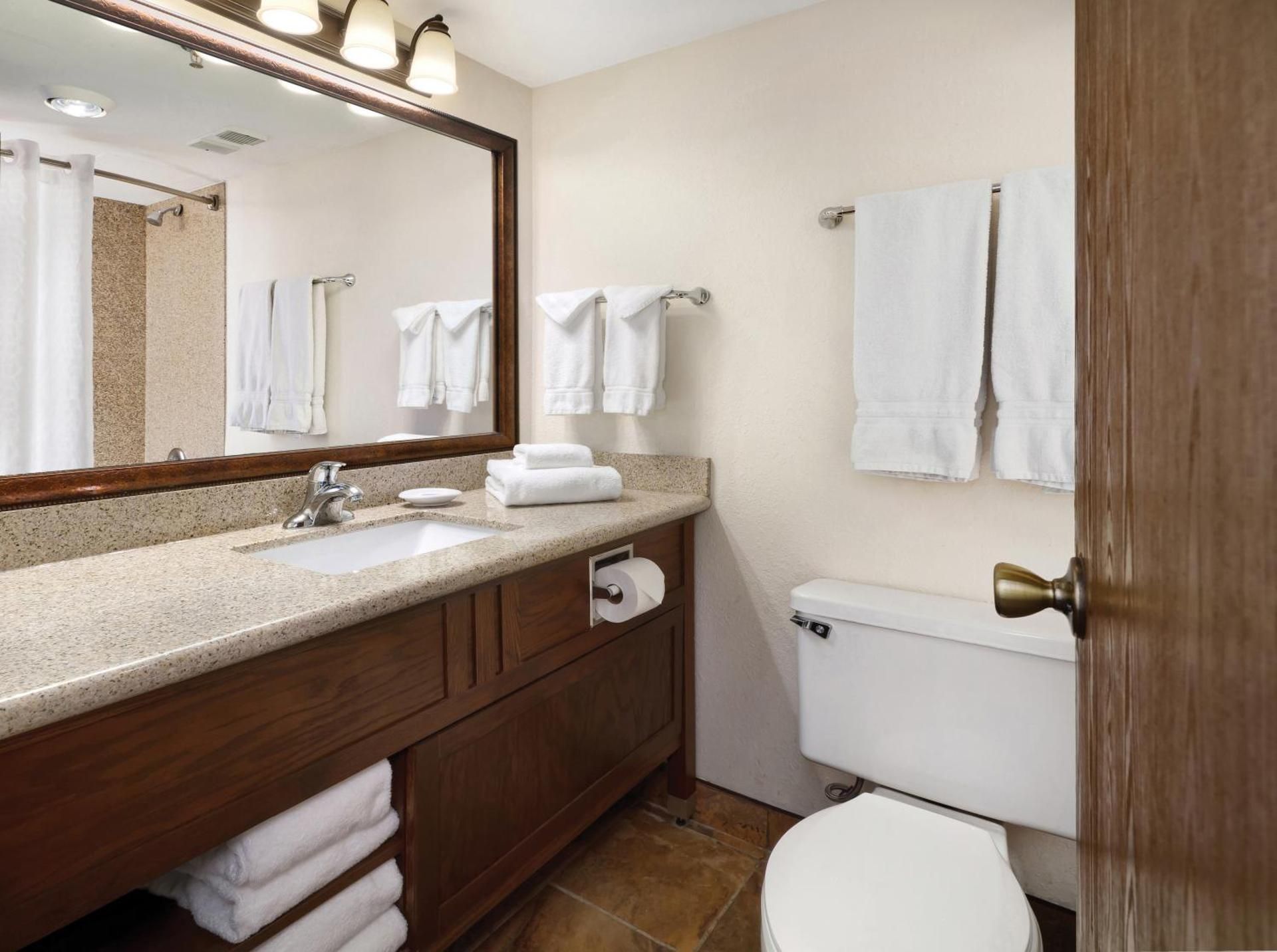 Ramkota Hotel - Casper Queen Room with Two Queen Beds 2