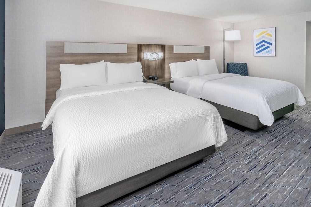 Standard Room, 2 Queen Beds, Accessible, Non Smoking (Communications)