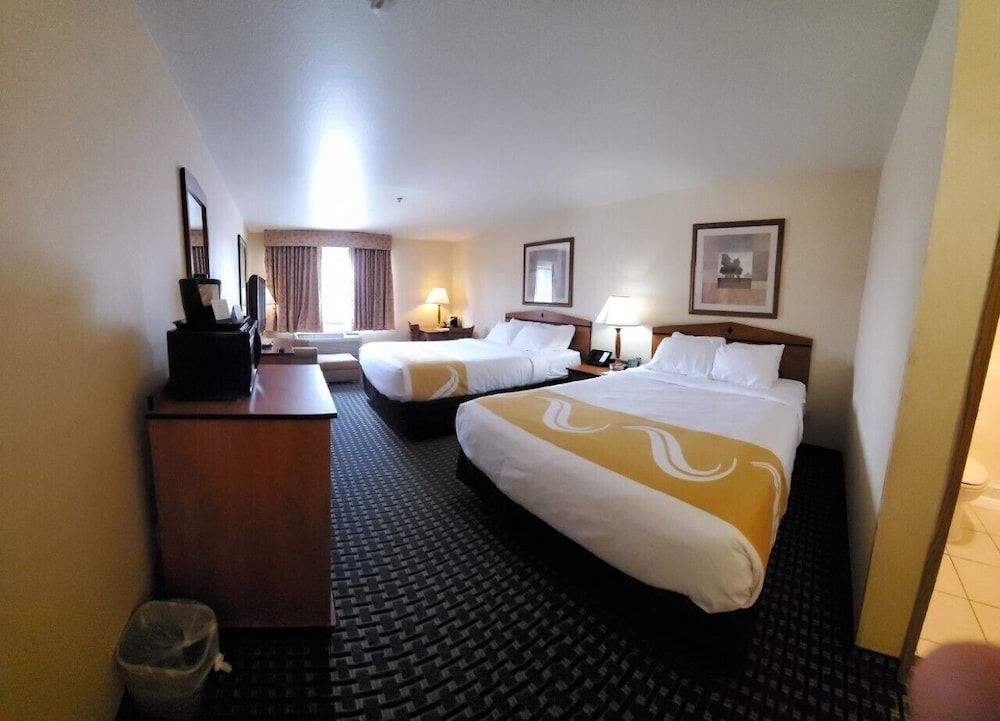 Room, Multiple Beds, Non Smoking (Larger Unit)