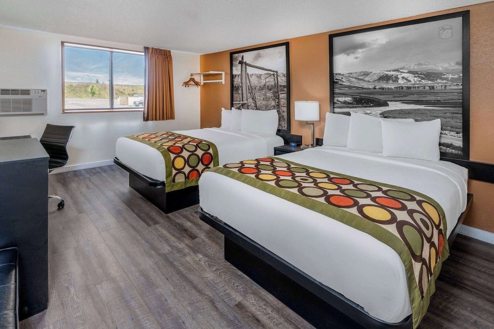 Double Room, 2 Double Beds