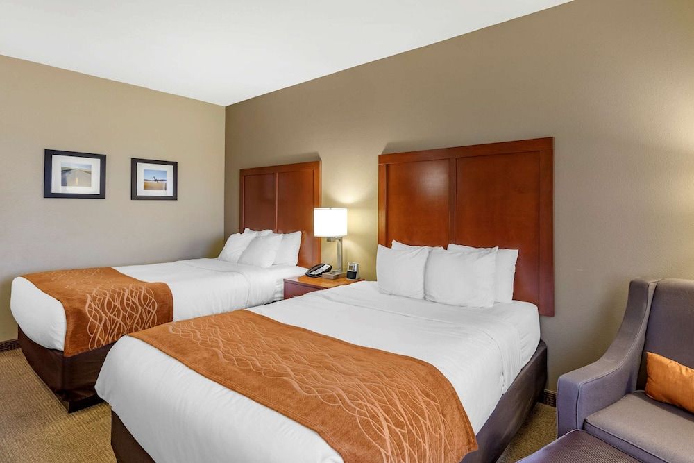 Standard Room, 2 Queen Beds, Non Smoking