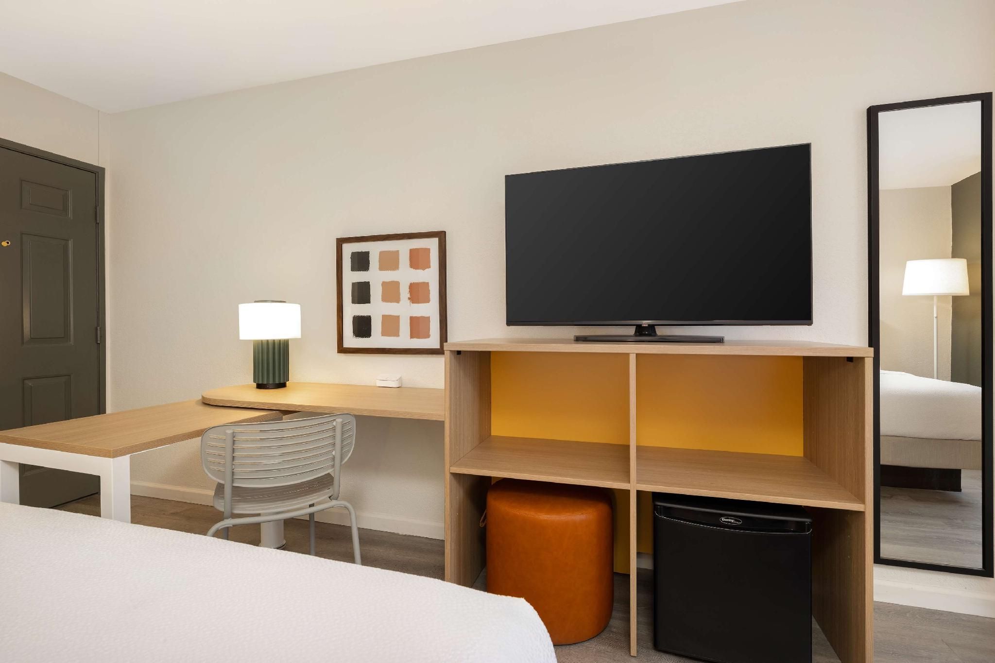 Spark by Hilton Rock Springs 1 KING STUDIO SUITE 3