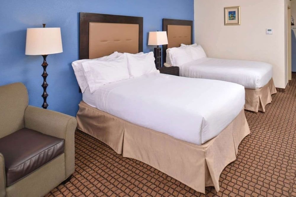 Room, 2 Double Beds, Accessible, Non Smoking (Mobility, Bathtub W/grab Bars)