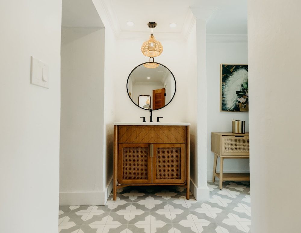 King Christian Hotel Deluxe Room, 2 Queen Beds, Balcony, Ocean View 14