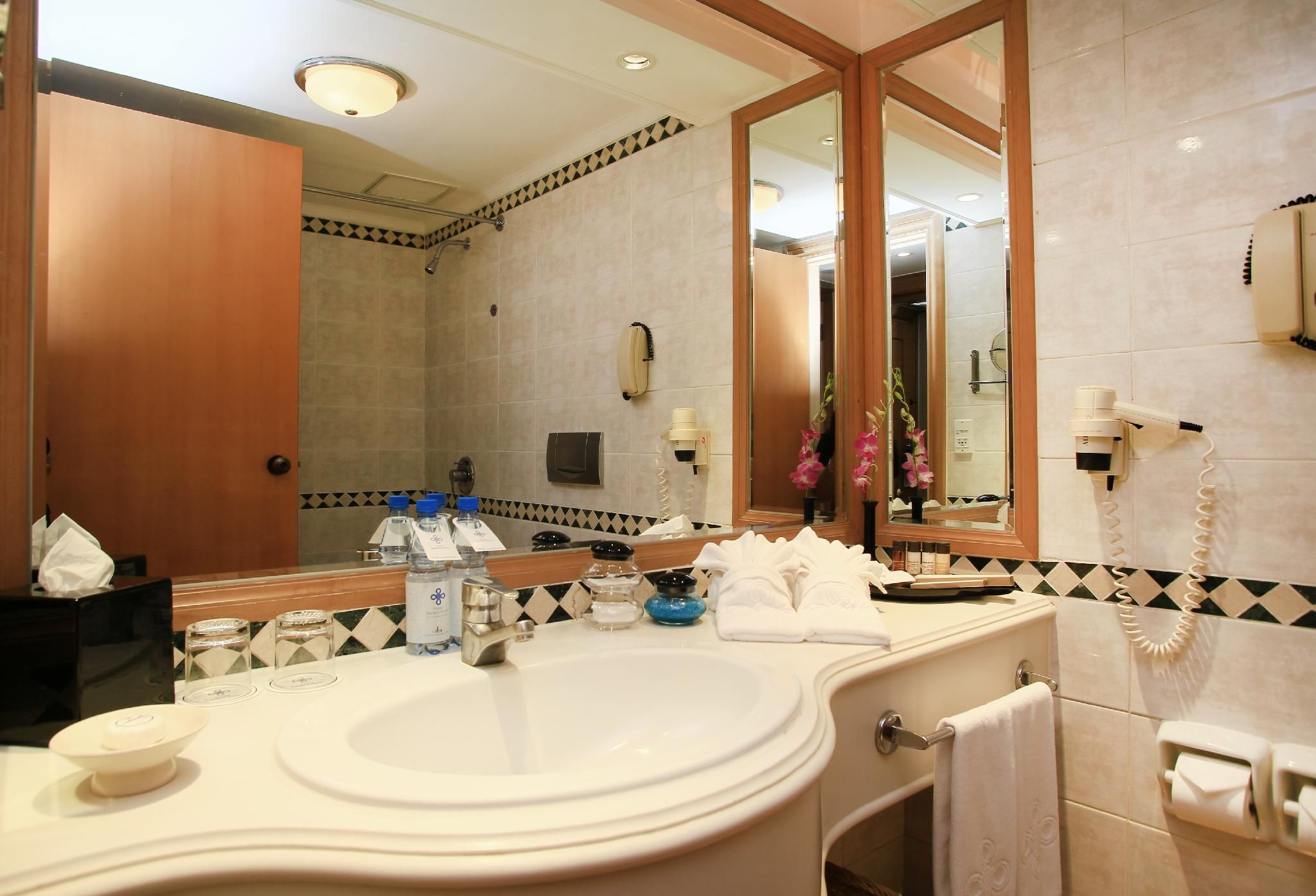Club Room