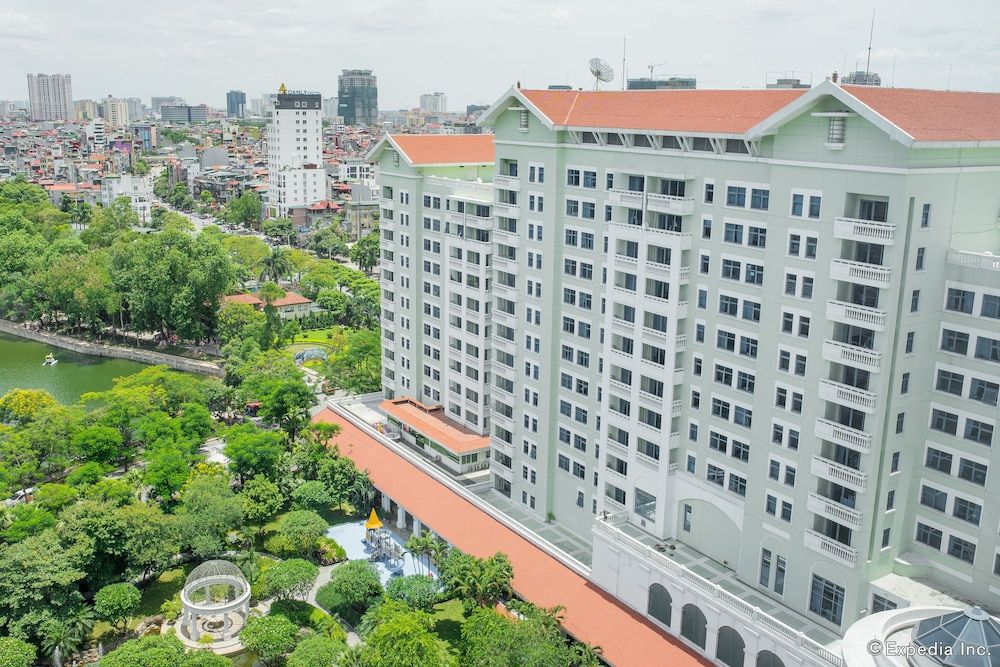undefined Hanoi Daewoo Hotel 3