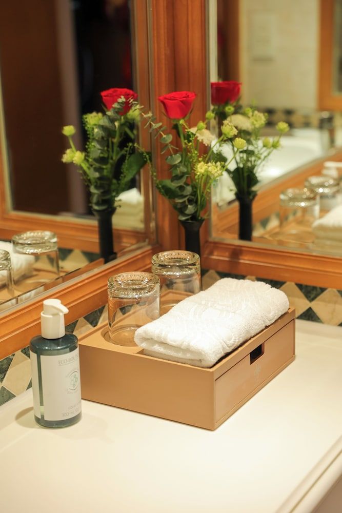 Hanoi Daewoo Hotel Deluxe Twin Room, City View 5