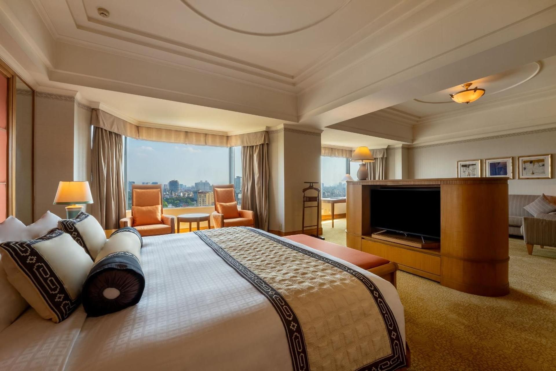 King Executive Suite Non-Smoking