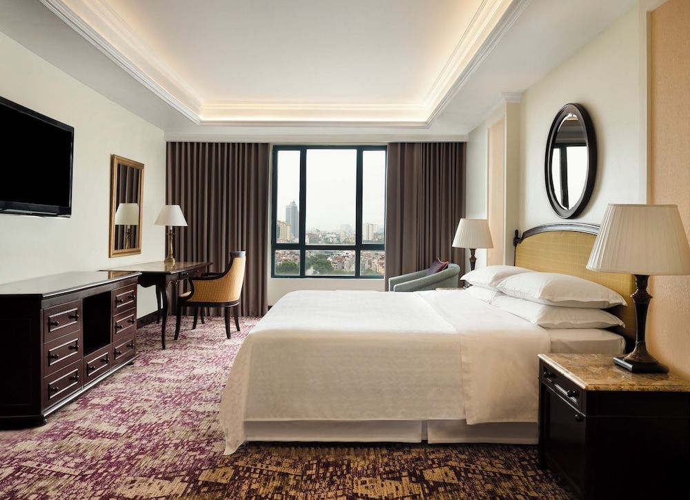 Club Suite, 1 King Bed, Non Smoking