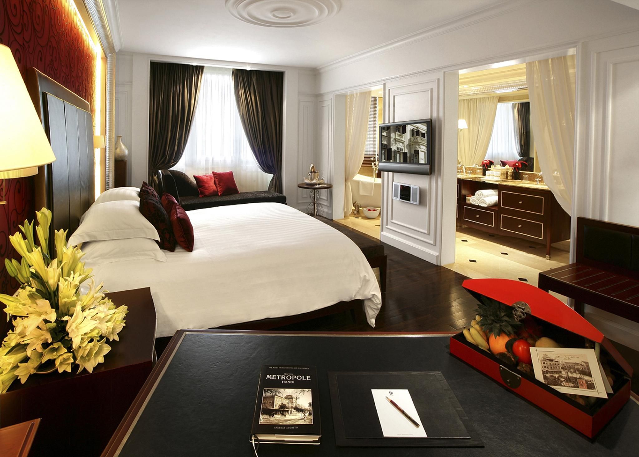 Opera Wing, Grand Premium Room With Club Lounge Benefits, King Bed