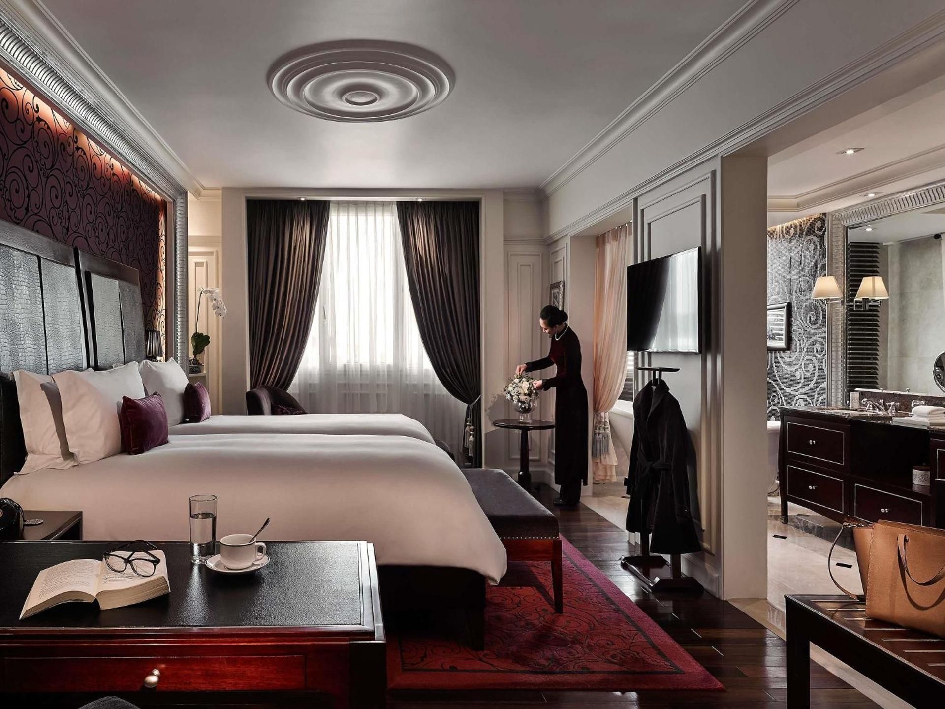 Opera Wing, Grand Premium Room With Club Lounge Benefits, Twin Beds