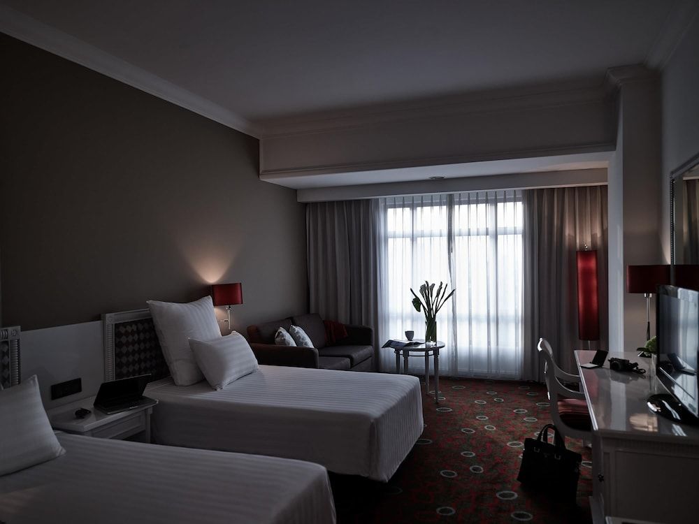 Pullman Hanoi Hotel Superior Room, 2 Twin Beds, City View 2