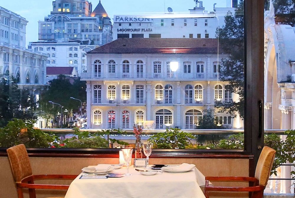 undefined Caravelle Saigon 5