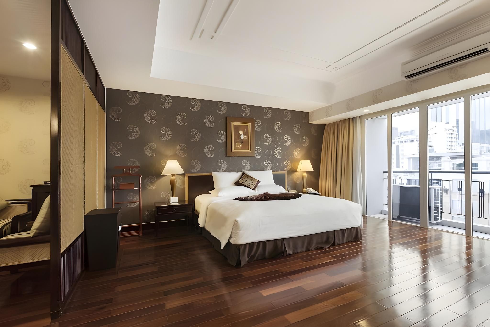 undefined Rex Hotel Saigon 7