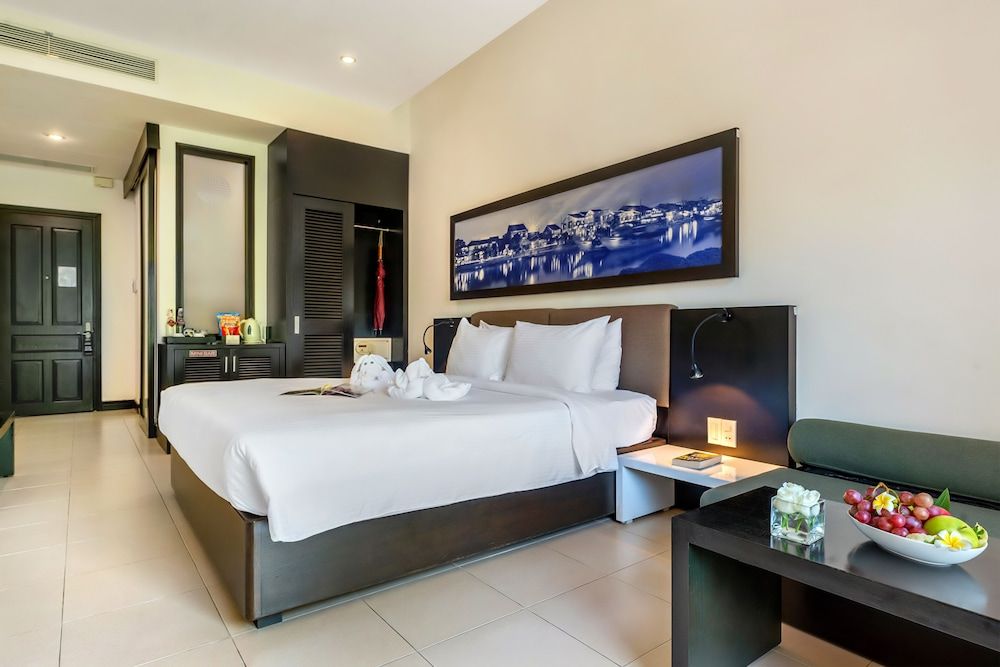 Hoi An Historic Hotel Superior Room 3