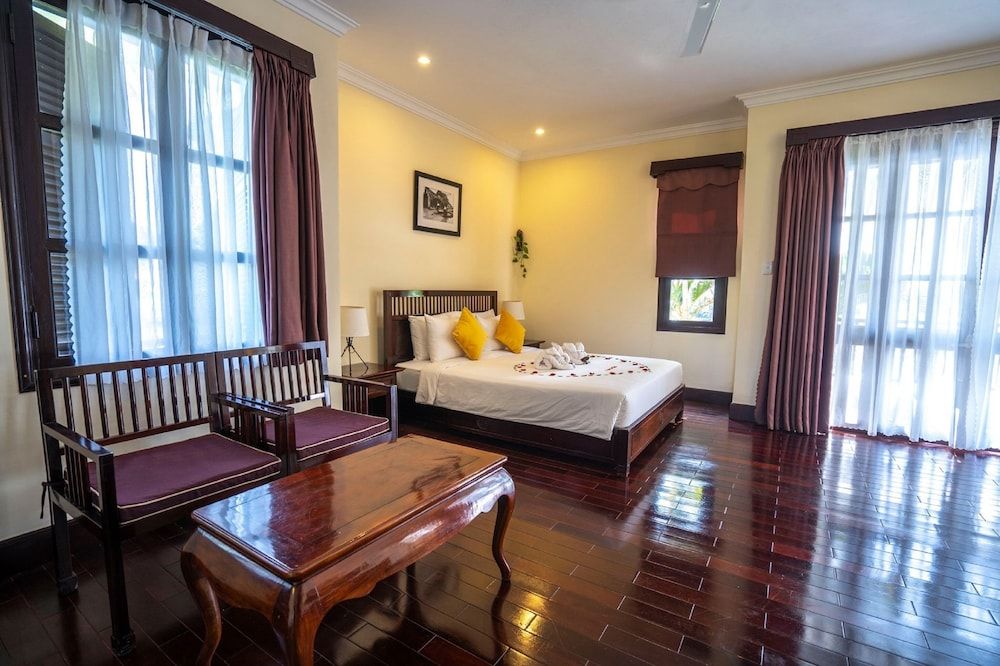 Hoi An Riverside Resort & Spa Suite, River View 3