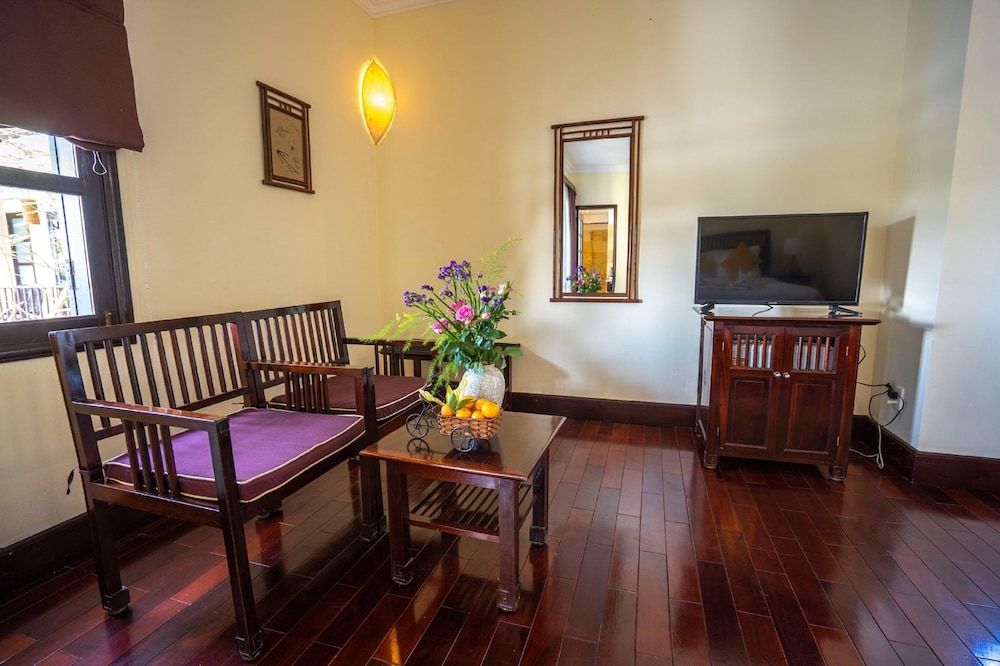 undefined Hoi An Riverside Resort & Spa 8
