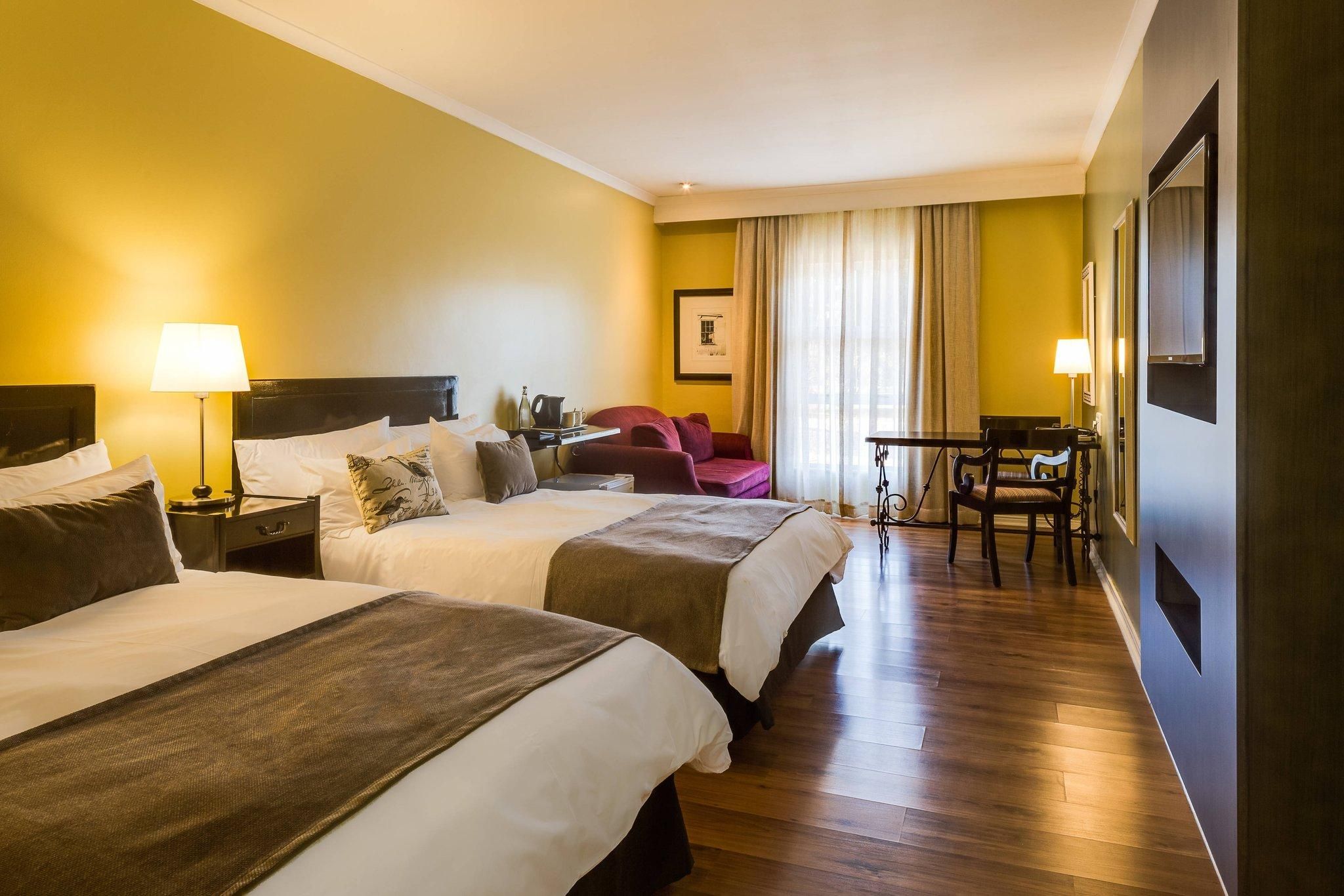 Larger Guest room, 2 Double