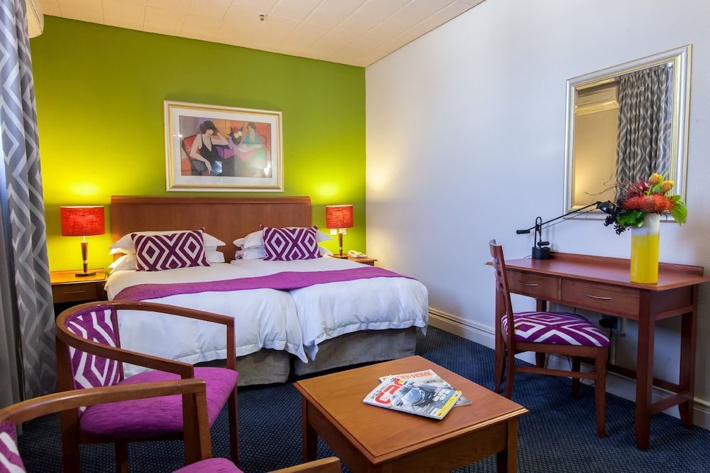 Cape Town Lodge Hotel Superior Double or Twin Room 3