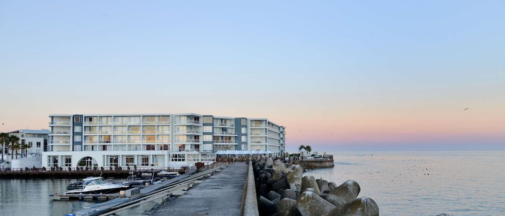 undefined Radisson Collection Hotel, Waterfront Cape Town 8