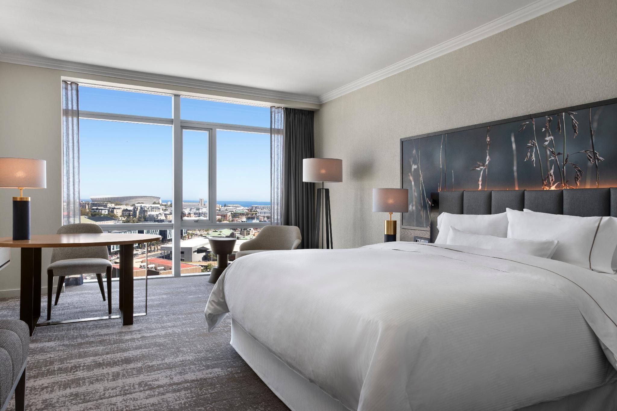Westin Executive, Guest room, 1 King, Waterfront view, Waterfront, High floor