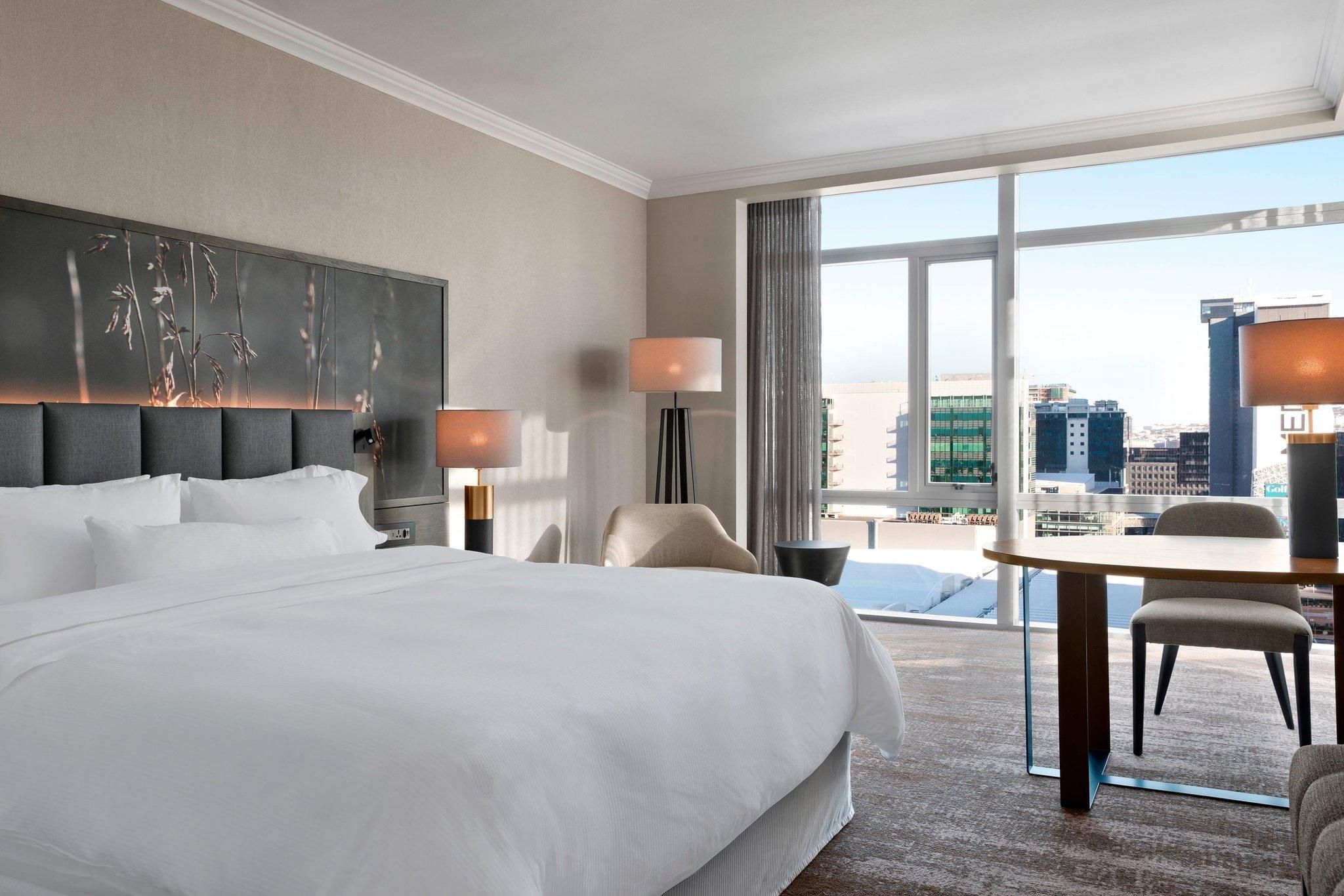 Westin Executive, Club Guest room, 1 King, High floor