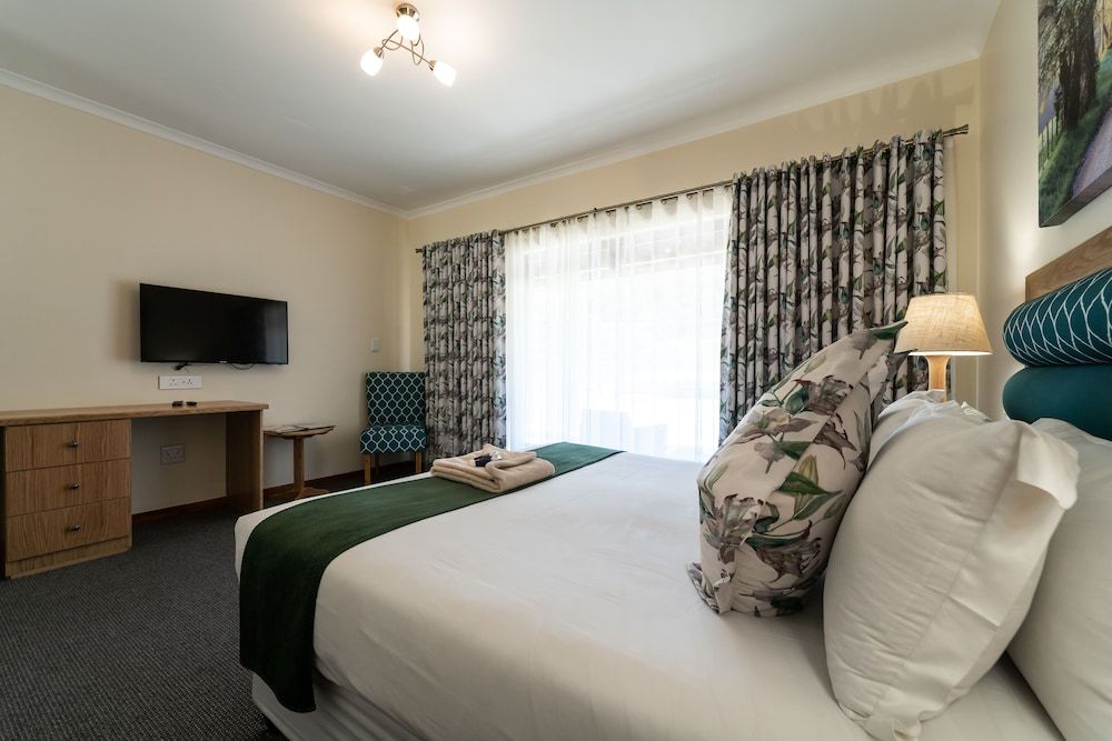 Superior Room, 1 Double Bed, Garden View