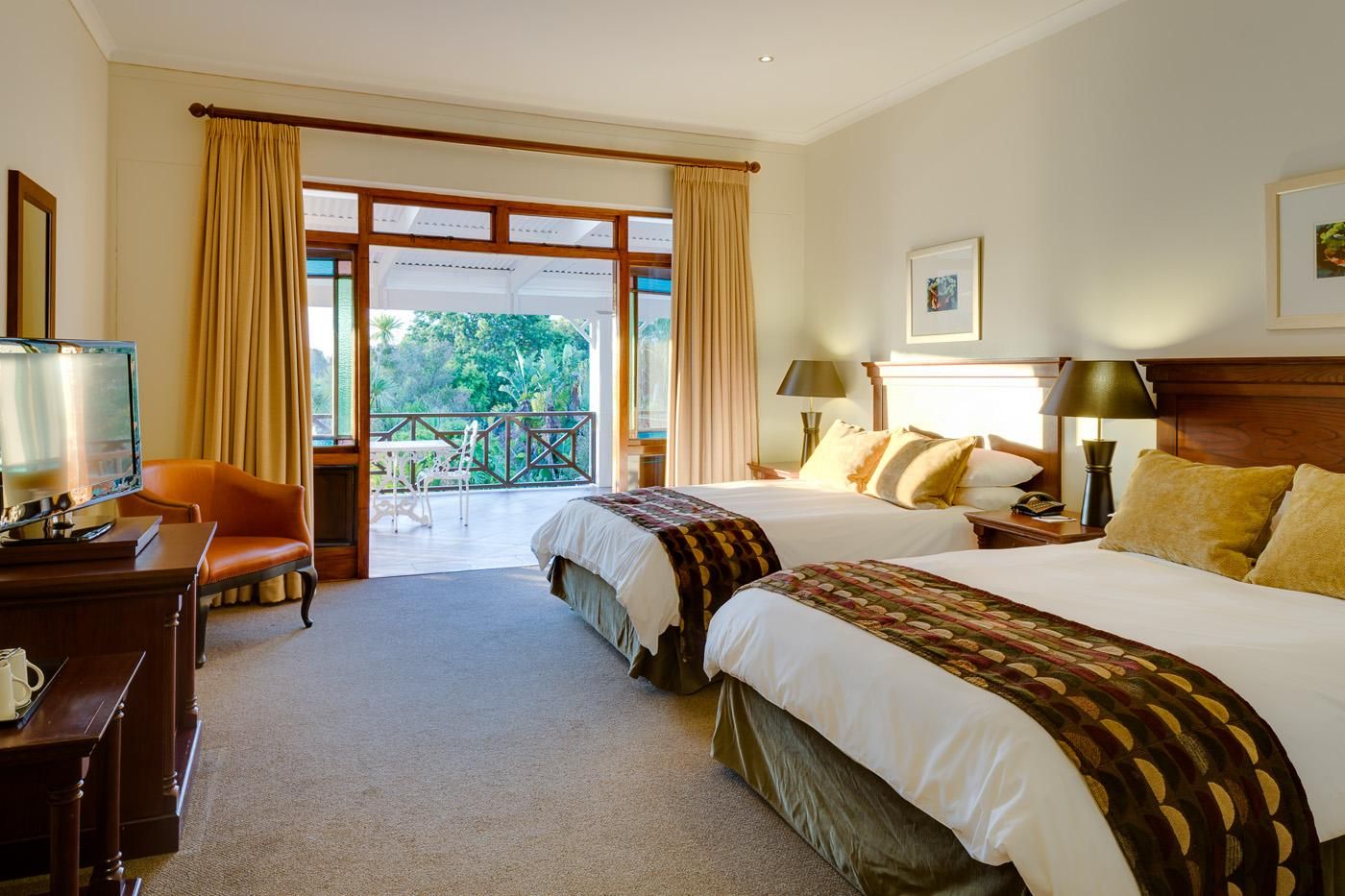 Larger Guest room, 2 Double