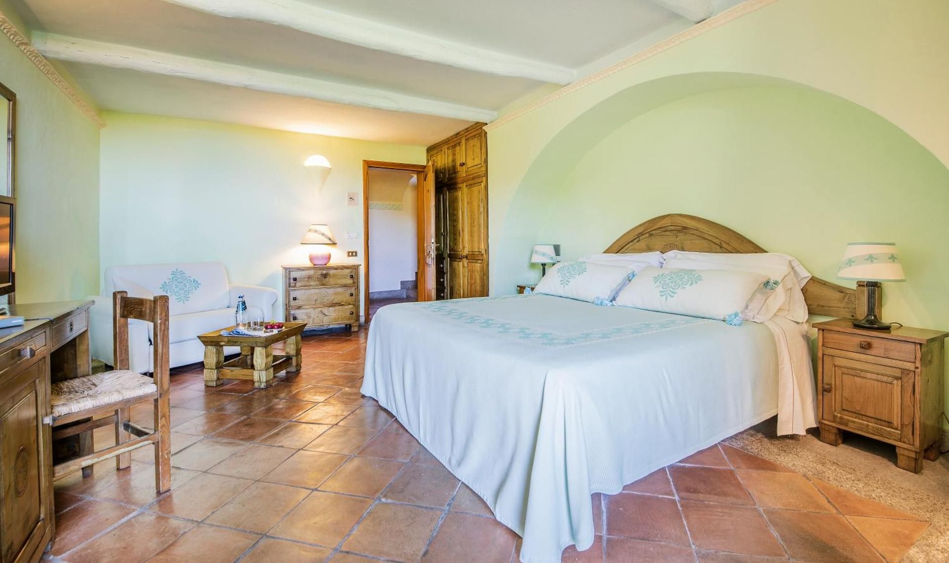 Tower Triple Room