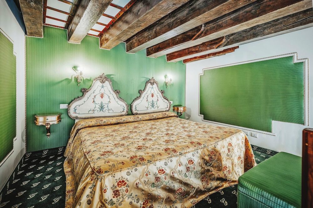 undefined Hotel Giorgione 9