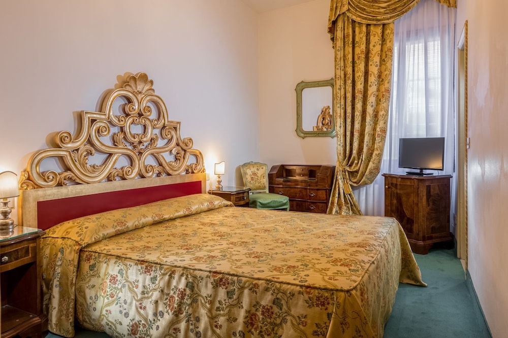 Hotel Giorgione Classic Double or Twin Room 2