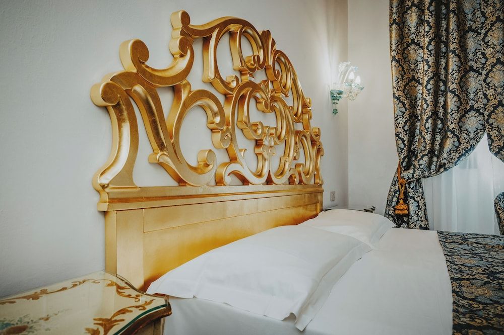 Hotel Giorgione Classic Double or Twin Room 3