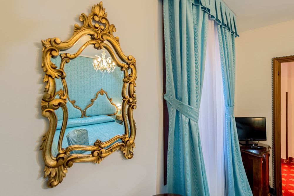 Hotel Giorgione Double Room (Assegnata al check-in) 3