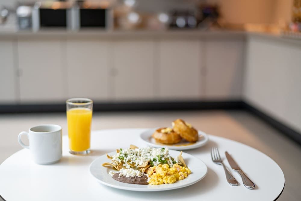 undefined City Express Suites by Marriott Ciudad de México Anzures 7