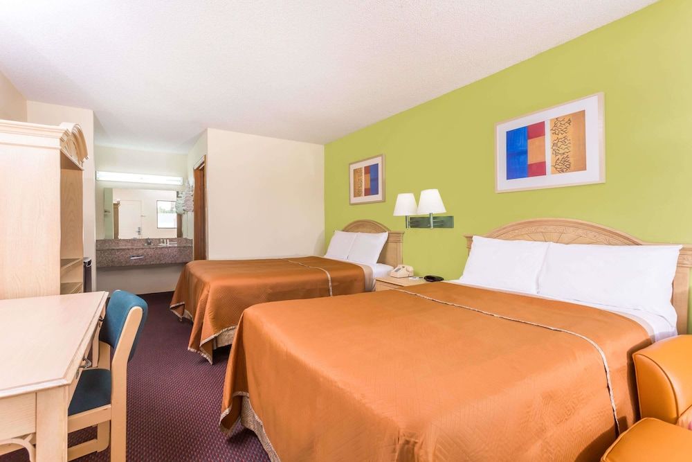 Double Room, 2 Double Beds, Smoking