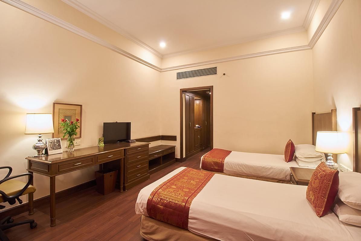 Deluxe Room Twin Bed