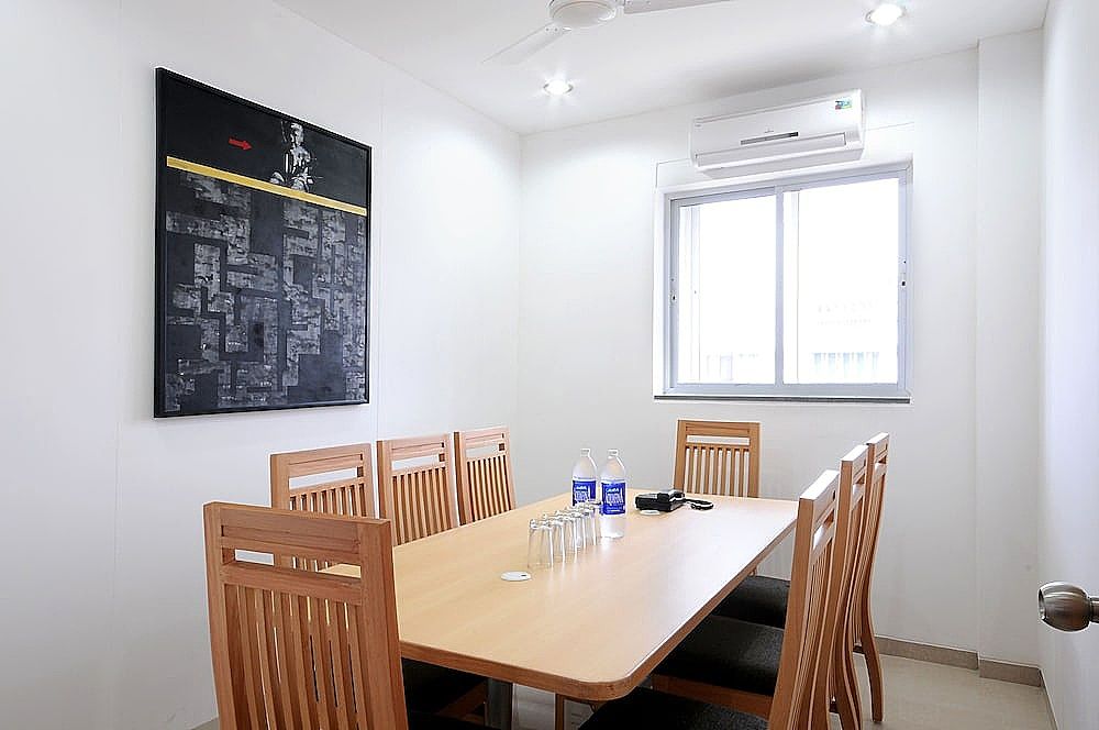 undefined Hotel De Ecobiz 6