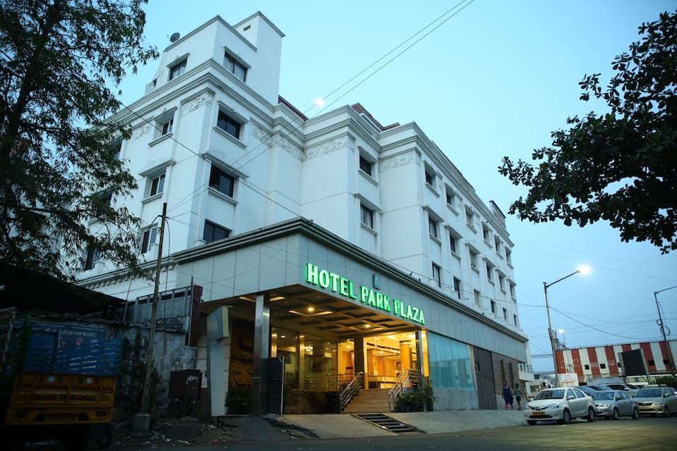 undefined Hotel Park Plaza