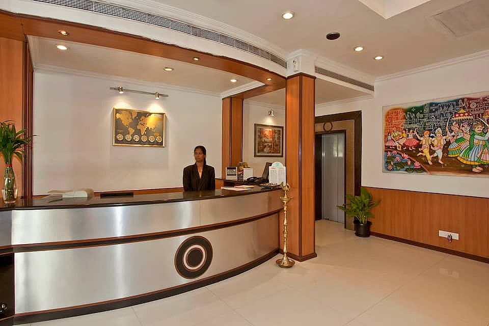 undefined Hotel Park Plaza 3