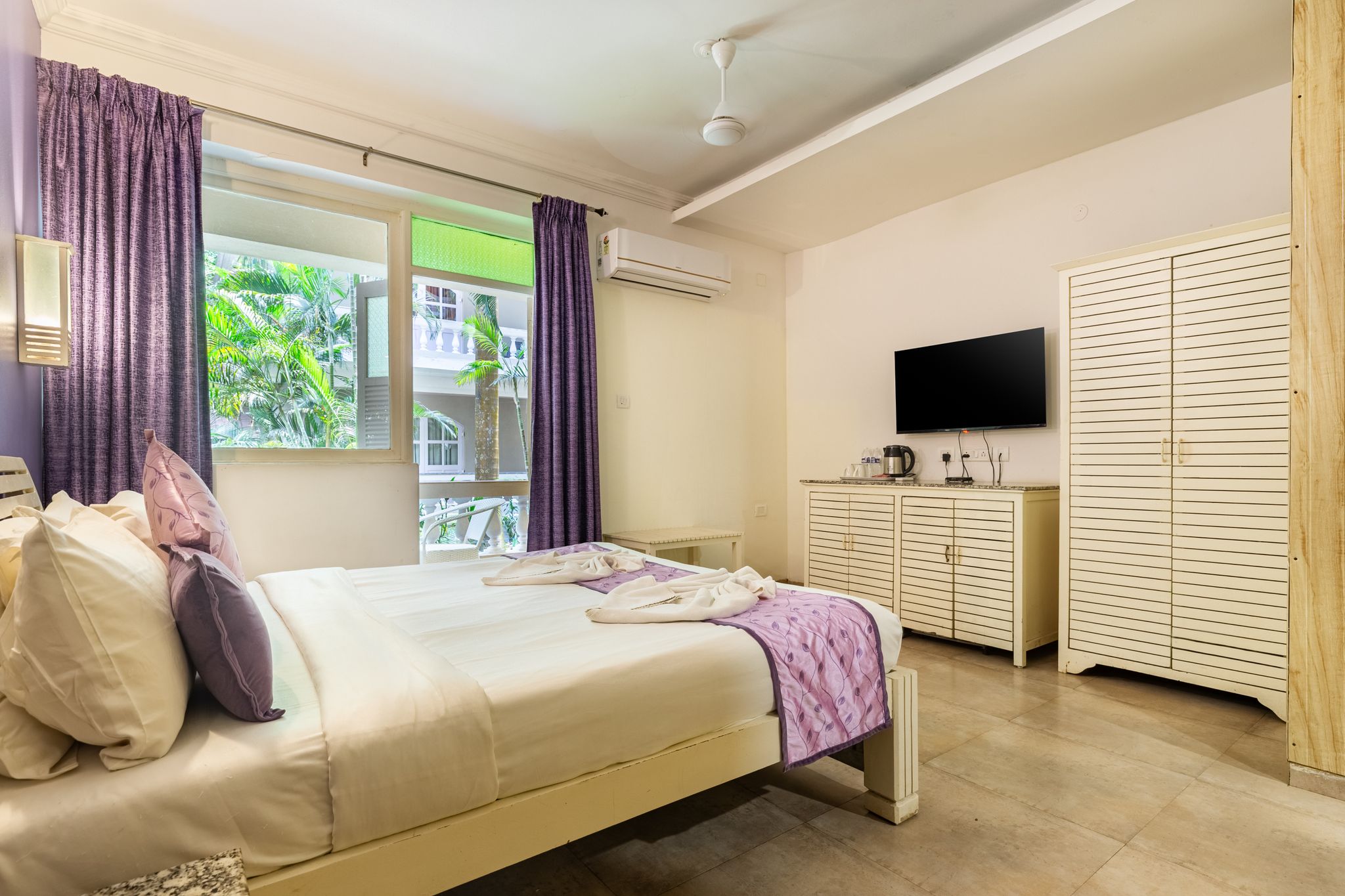 Calux Joia Do Mar Resort Premium Room with Balcony 2