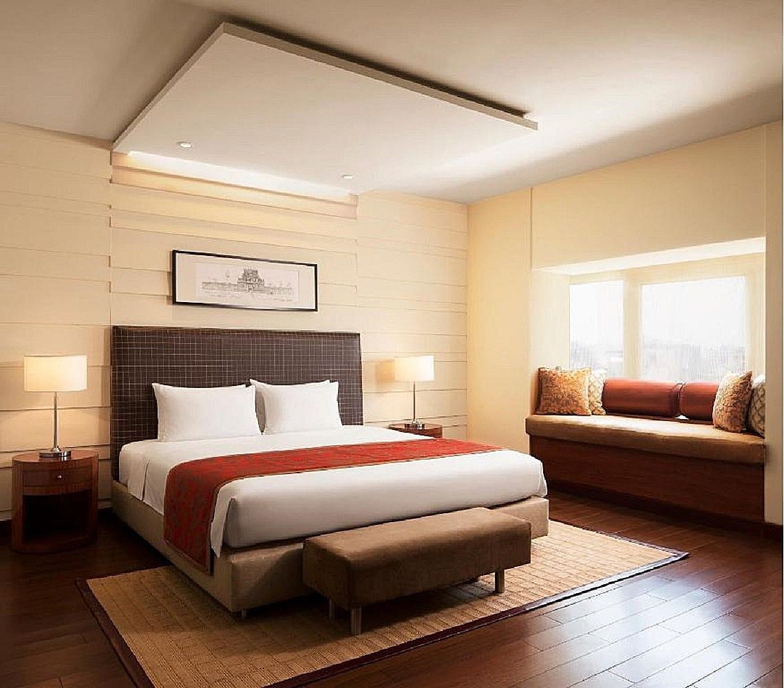 Taj Coromandel Luxury Room King Bed