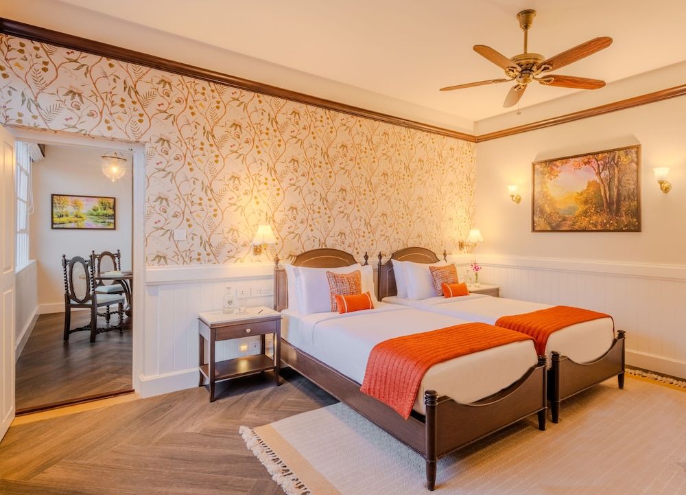 Deluxe Room Twin Bed